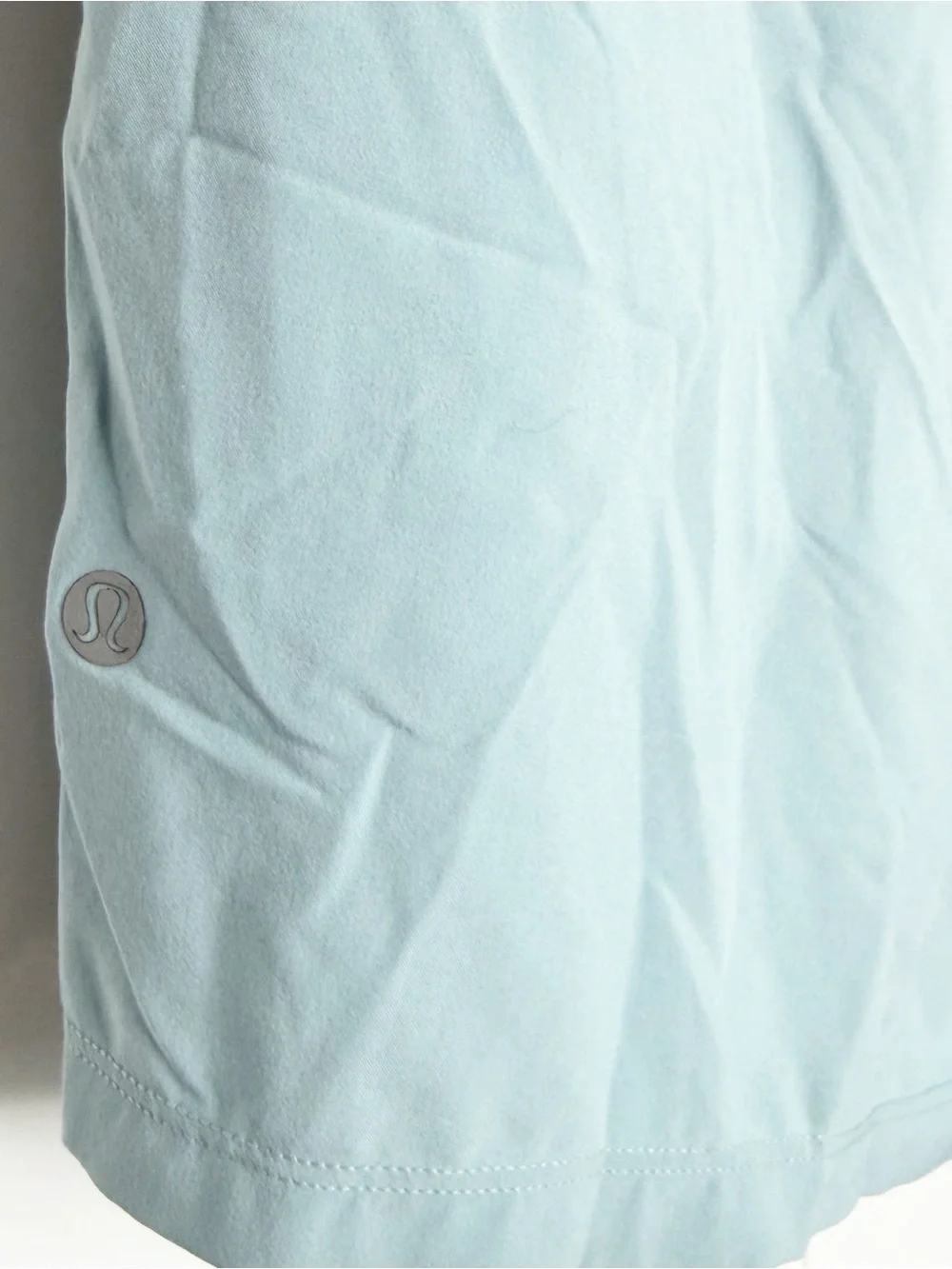 Lululemon T.H.E. Short Linerless 9” large teal blue atheltic pockets workout